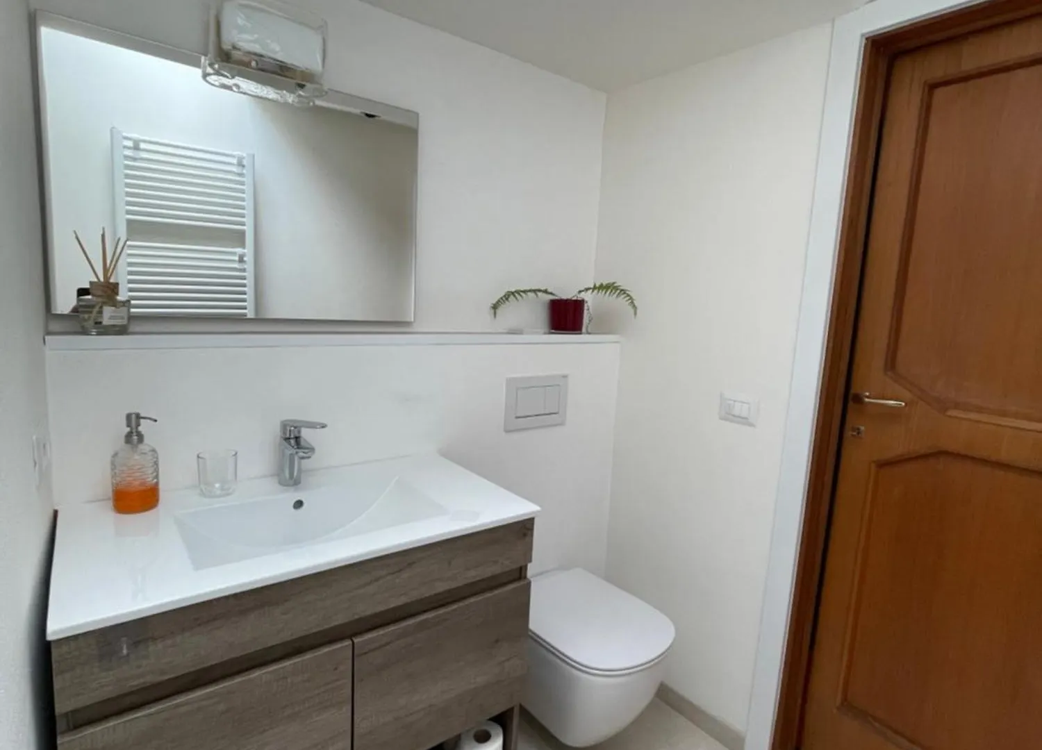 Villa D'Alba Guest House Civenna Italy