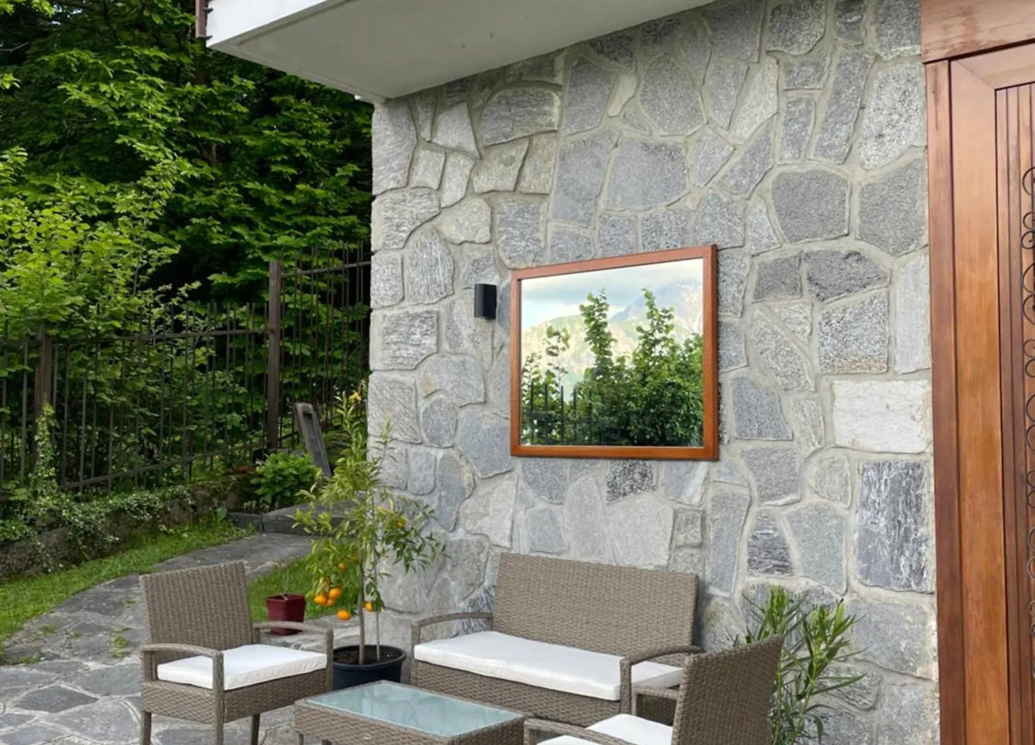 Villa D'Alba Guest House Civenna Italy